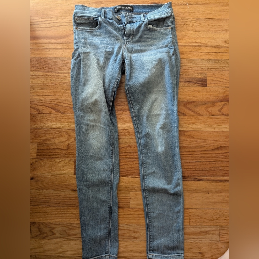 Express Classic Light Wash Women's Skinny Jeans Size 6R